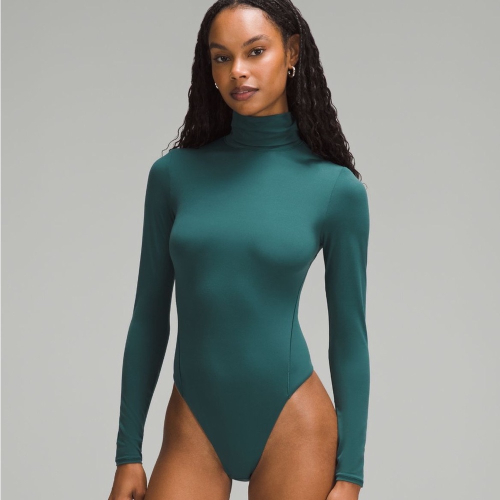 lululemon athletica Teal Long Sleeve Bodysuit